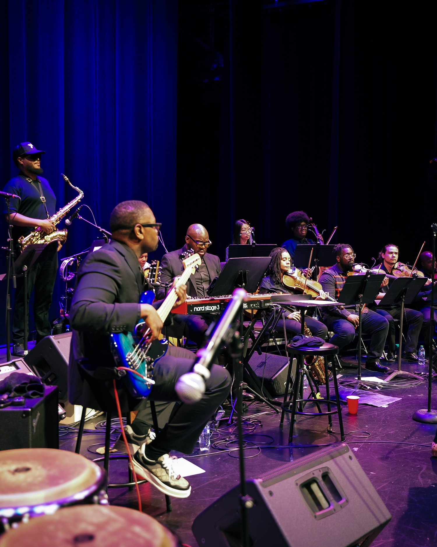 The horn section mid-performance